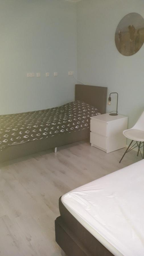 Groot Familiehuis Voor 6 Personen In Landelijke, Rustige Omgeving Vila Breezand Exterior foto